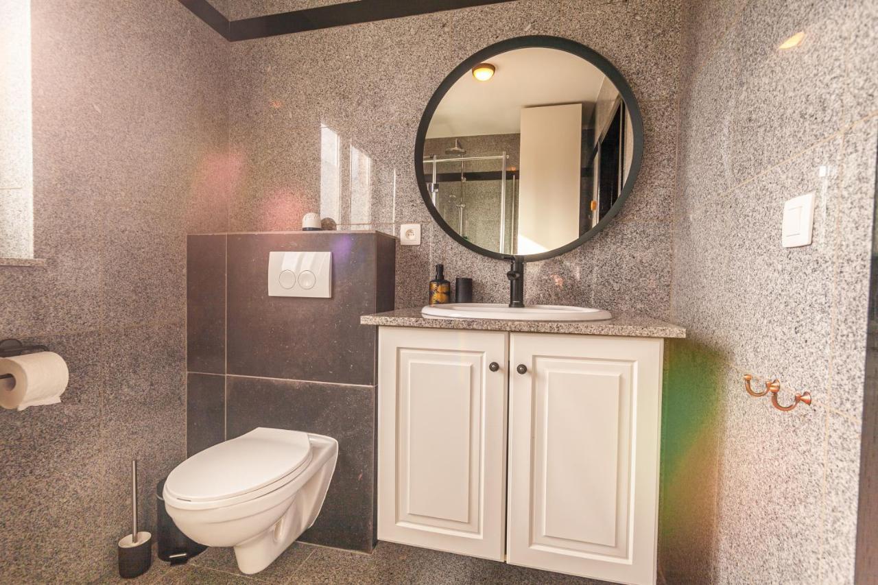 Luxury Suites Boutique By Rikas Hotels Amberes Exterior foto
